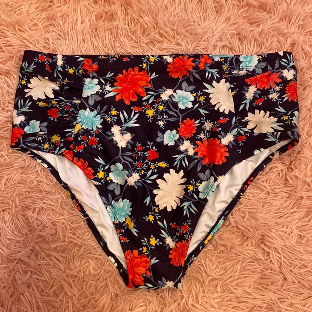 Old Navy swim bottom